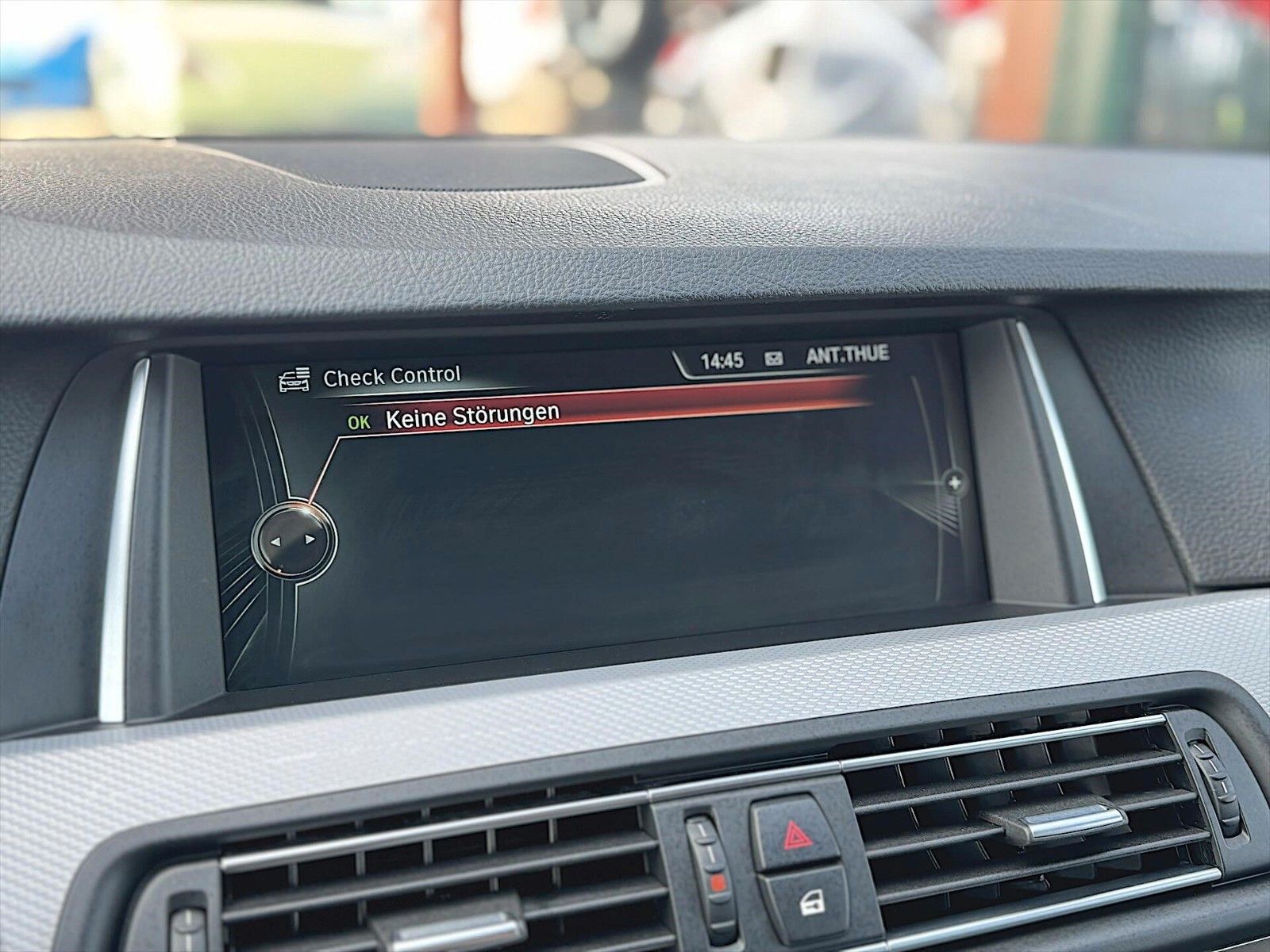 Fahrzeugabbildung BMW 520d xDrive M-Sport Shadow *LED*Head Up*Kamera*