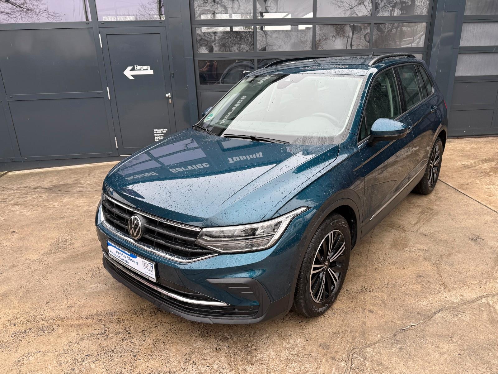 Volkswagen Life LED ACC AHK NAVI E. HECKKL. KAMERA GARANTIE