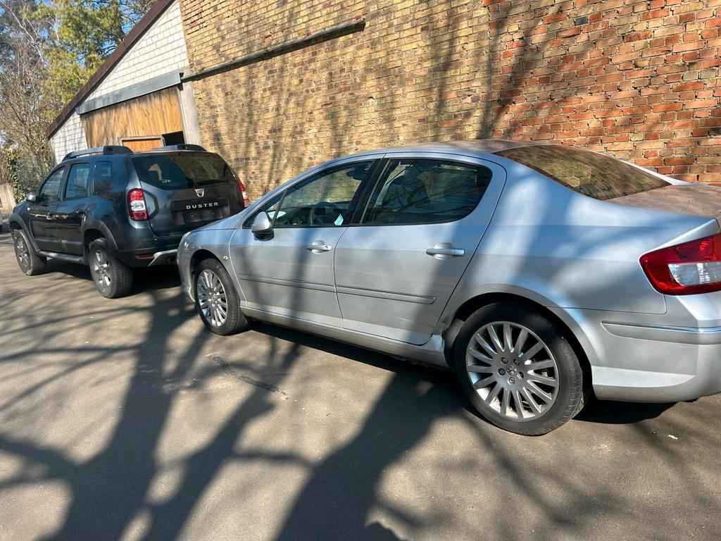 Peugeot 407