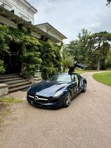 Mercedes-Benz SLS AMG / Daytona Blau / Designo / 1. Hand  - Mercedes-Benz SLS AMG: Coupé