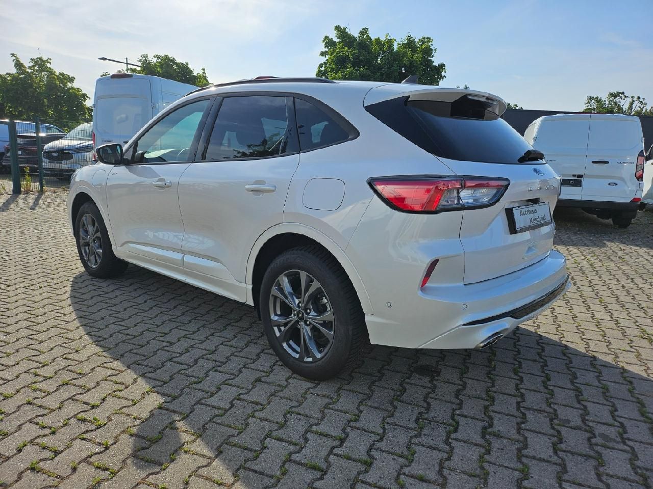 Fahrzeugabbildung Ford Kuga Plug-In Hybrid ST-Line X