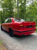 BMW E34 525i - BMW 5er Reihe: E34