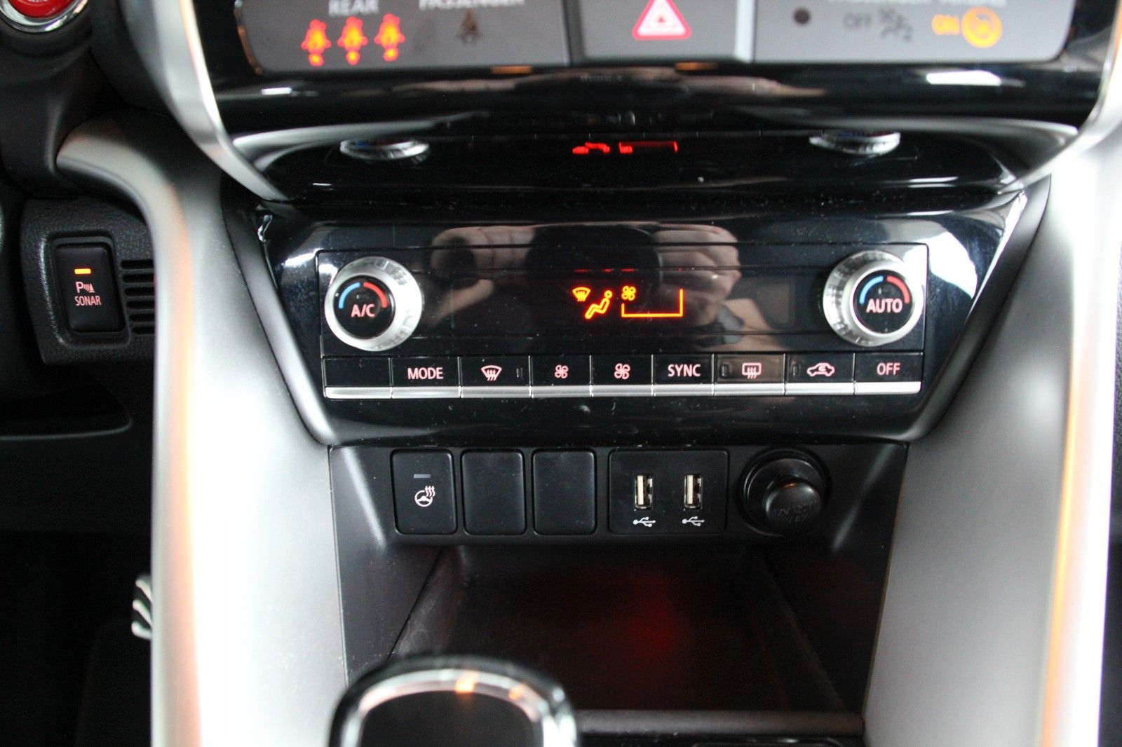 Fahrzeugabbildung Mitsubishi Eclipse Cross PHEV Select