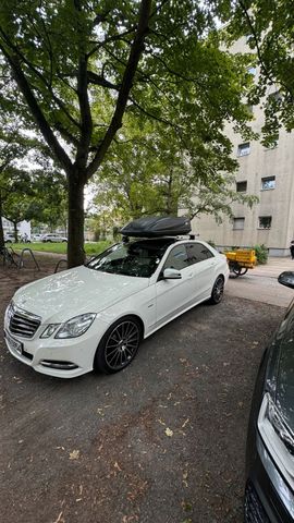 Mercedes-Benz Mercedes E300