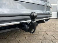 Skoda Karoq 1.5 TSI DSG Sportline PANO KAM AHK 4JGAR bei Autohaus Landmann & Maier OHG