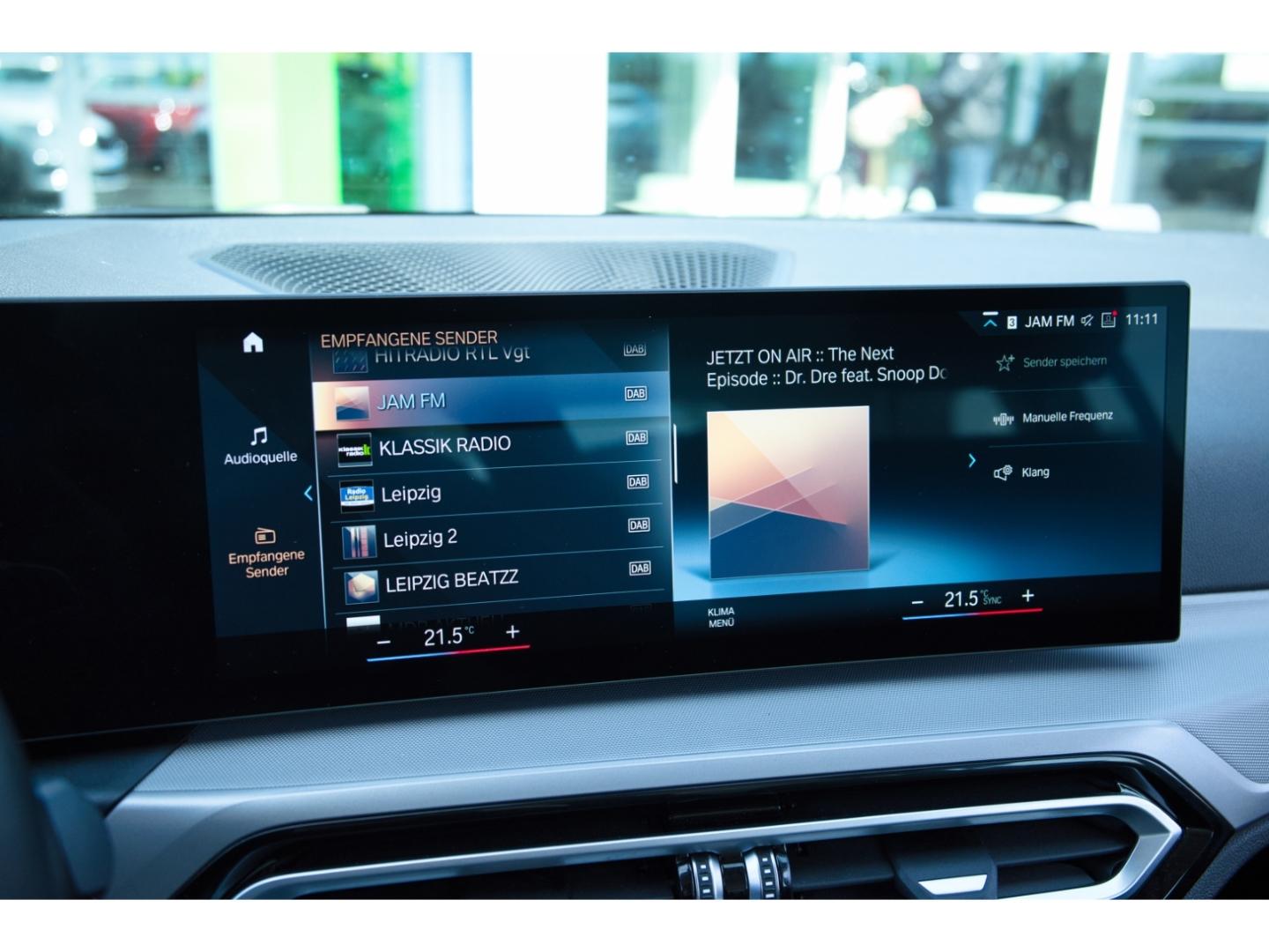 BMW 318 d Touring Navi LED SHz Apple CP BMW Live