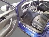 Volkswagen Passat Variant 1.5 Hybrid R-Line 5J-Garantie DCC - mit Hybrid-Antrieb: Blau, Sitzheizung, Kombi, mit Klimaanlage