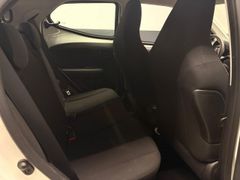 TOYOTA AYGO KLIMAAUTOM ISOFIX 8-FACH FENSTER EL. RADIO