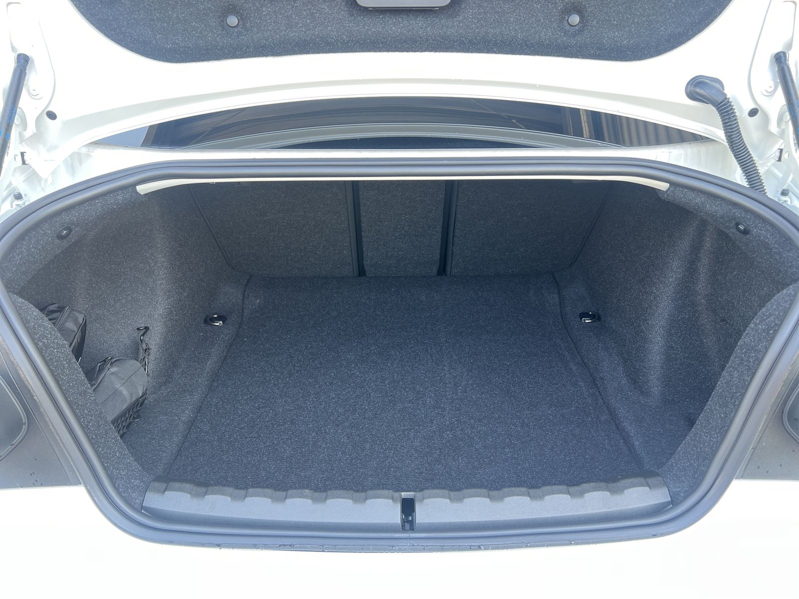 BMW 218 - Bild 12