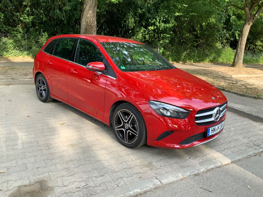 Image of Mercedes-Benz B 180