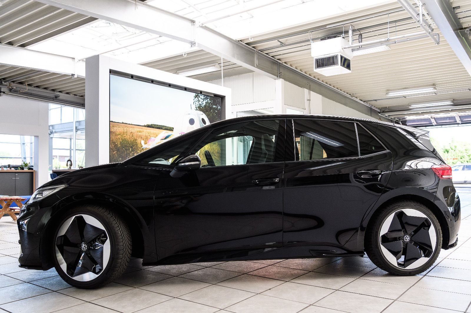 Fahrzeugabbildung Volkswagen ID.3 GTX IQ-LIGHT+AHK+PANO+360°-KAM+NAV+WÄRMEP.