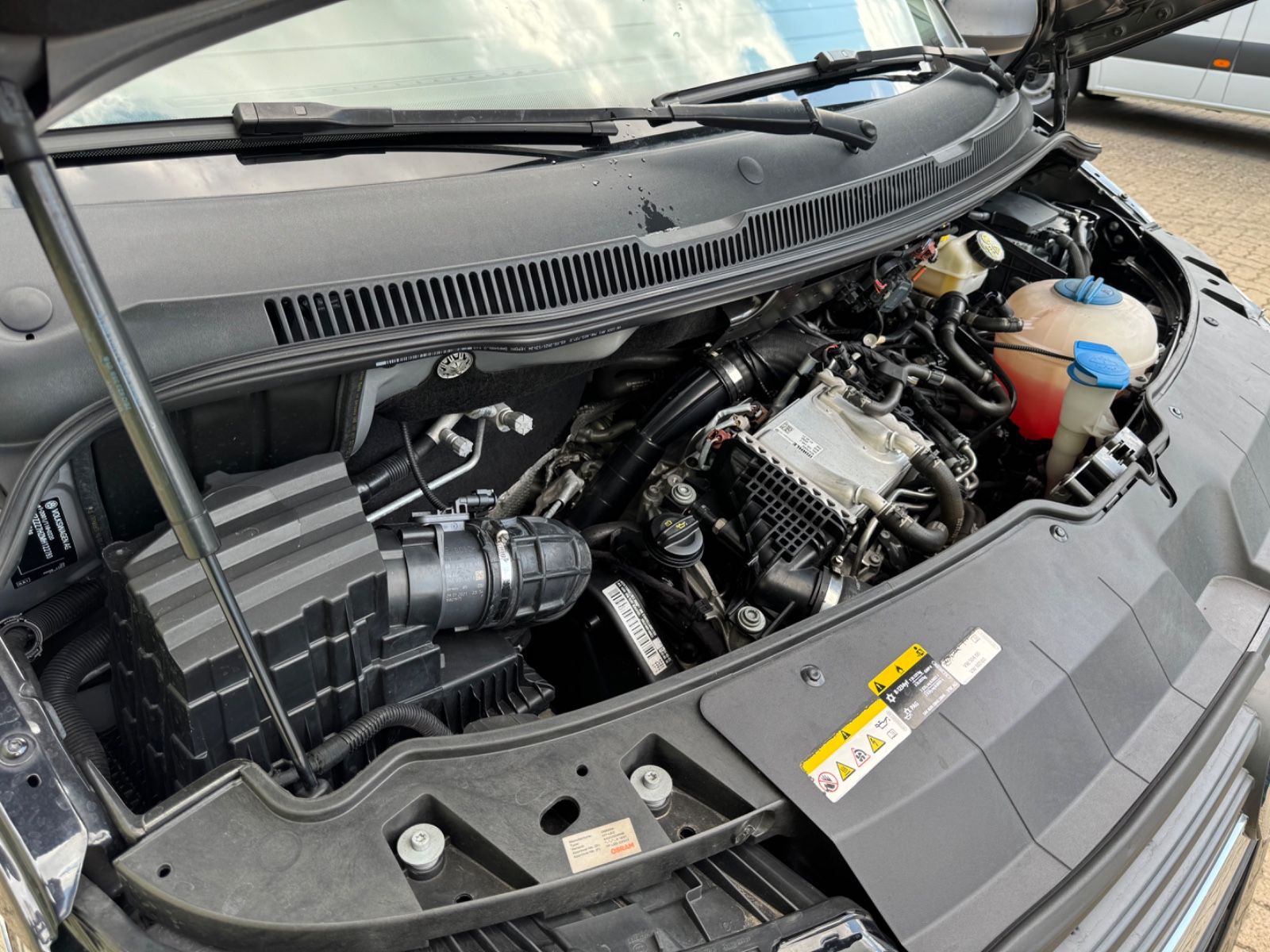 Volkswagen T6.1 Multivan 2.0 TDI AHK Navi. St.Hzg Kamera foto 24
