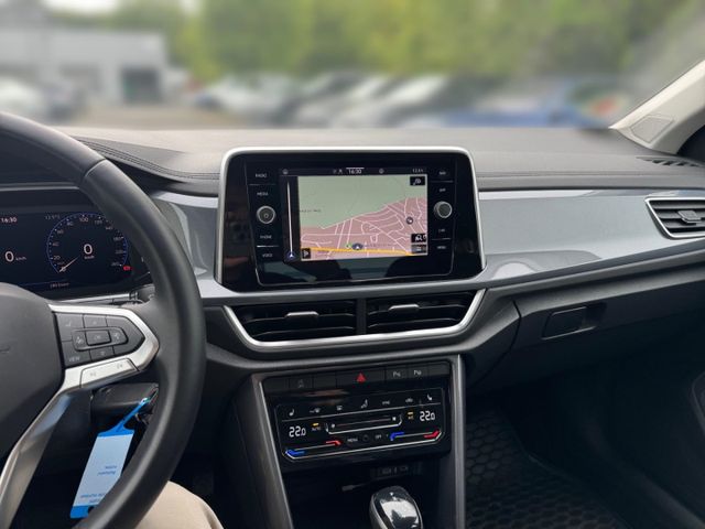 T-Roc Style 1.5 TSI DSG LED Navi Rückfahrkamera
