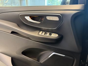 Mercedes V 250 - 11