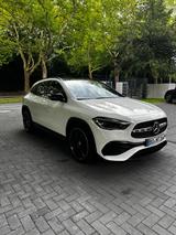 Mercedes-Benz GLA 200 AMG Line Nightpaket