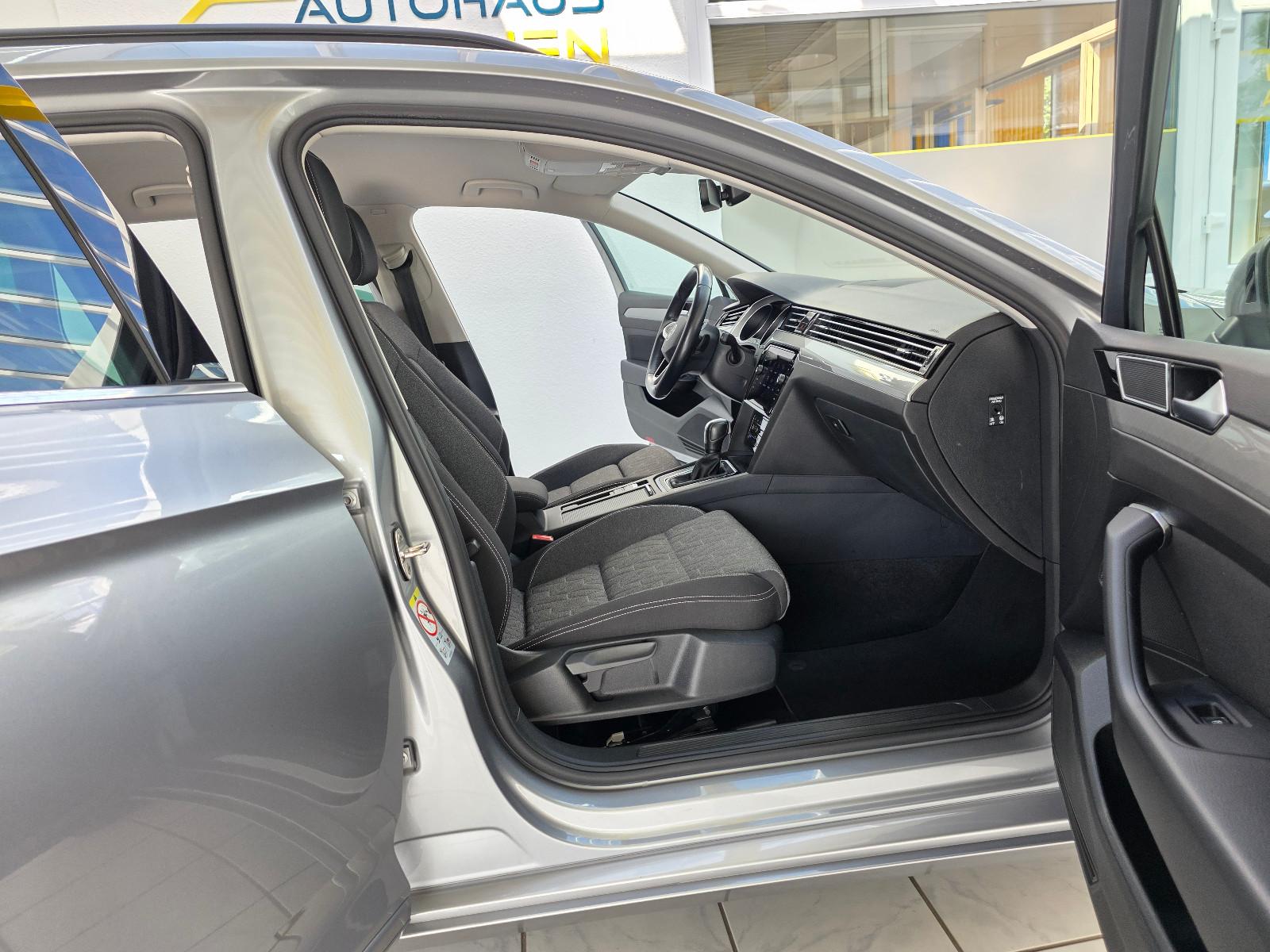 Volkswagen Passat Business App-Connect R-Kamera, миниатюра 17