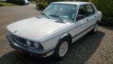 BMW 518i E28 mit Historie - BMW 518 mit Benzin-Antrieb