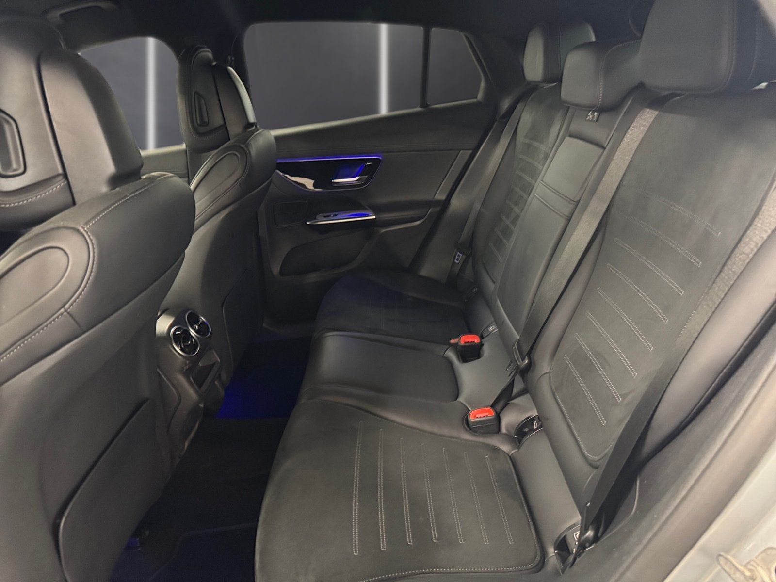 Fahrzeugabbildung Mercedes-Benz GLC 200 4M AMG*20"*360°*AHK*Night*Totwinkel*LED*