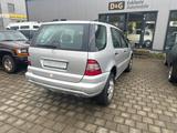 Mercedes-Benz ML 270 CDI    1´ H A N D - Mercedes-Benz ML 270 aus 2003