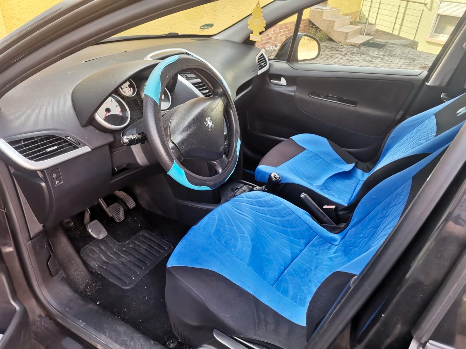 Peugeot 207 2009 — photo 8