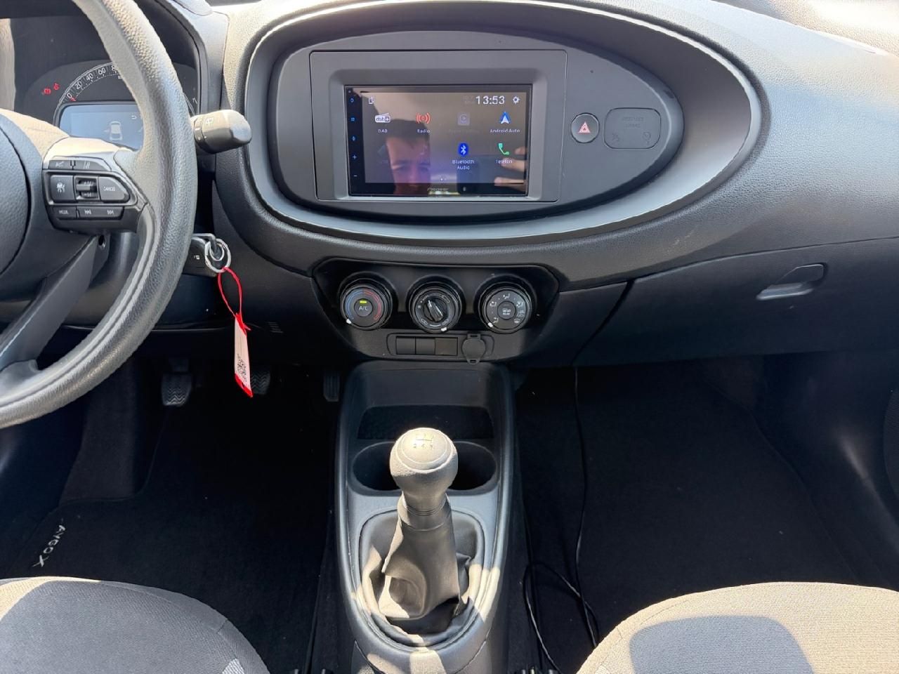 Fahrzeugabbildung Toyota Aygo X Basis