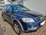 Chevrolet Captiva 2.4 LS 2WD 7-Sitzer - blaue Chevrolet Captiva