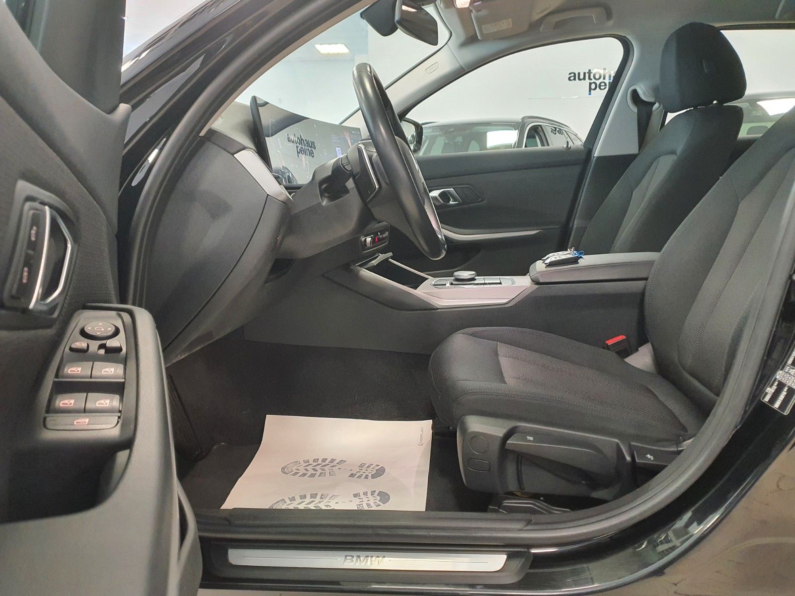 BMW 320i SAG/Navi/AHK/DrivAss&FernAss/Tempomat foto 18
