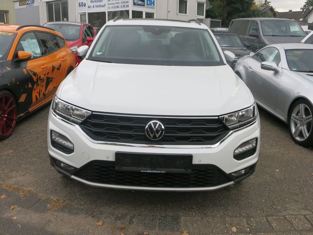 Volkswagen T-Roc Style,Schiebedach,Navi,AHK