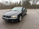 Volvo S60 2.4 - gebrauchte Volvo S60 aus dem Jahr 2002
