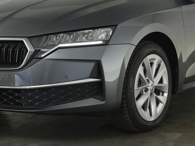 Octavia COMBI SELECTION TDI DSG+NAVI+SITZHEIZUNG