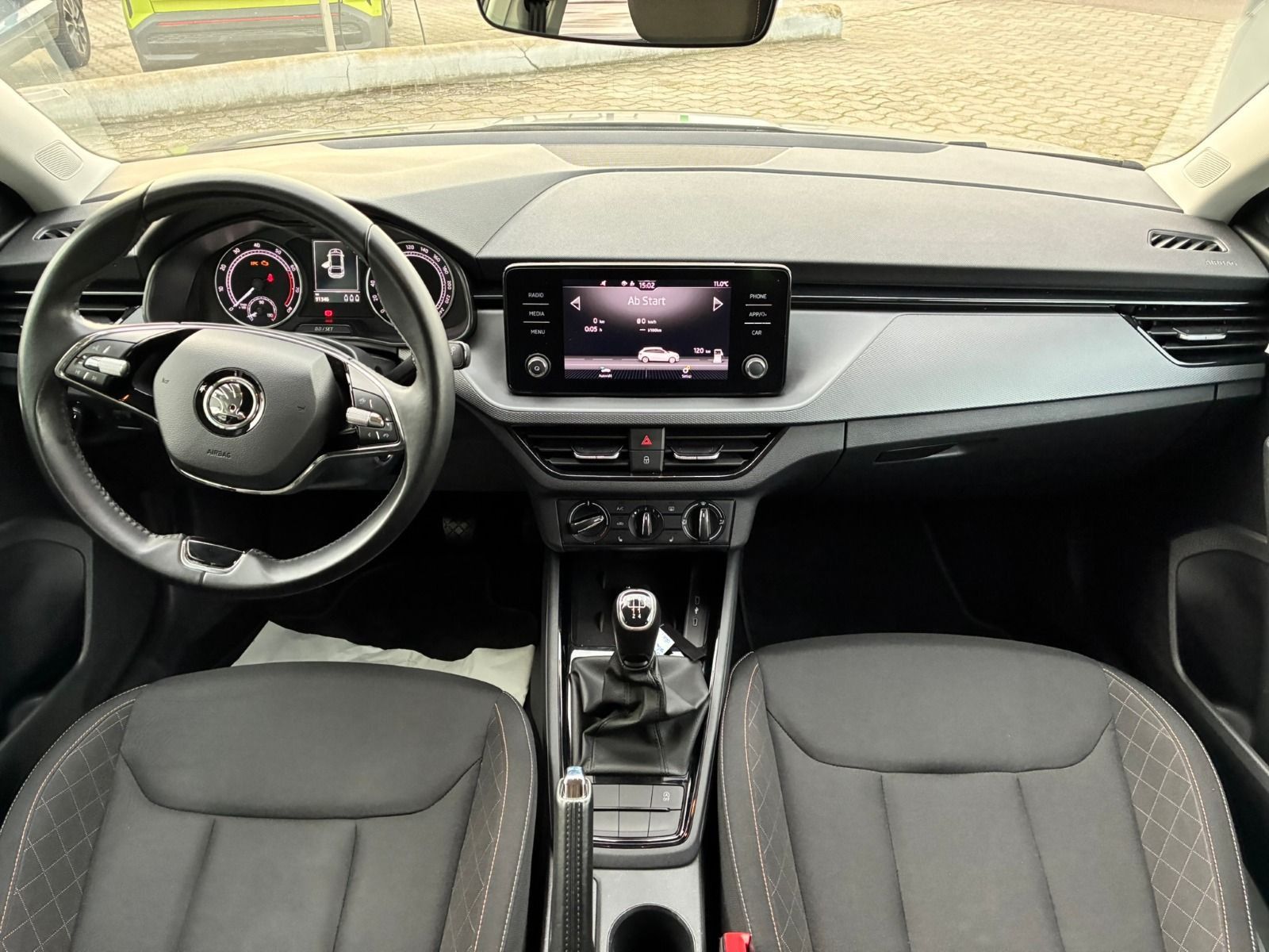 Fahrzeugabbildung SKODA Scala 95PS 5-Gang*LED*SHZ*PDC*SmartLink