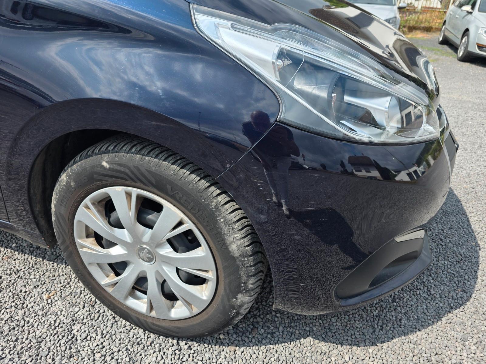 Peugeot 208 Active
