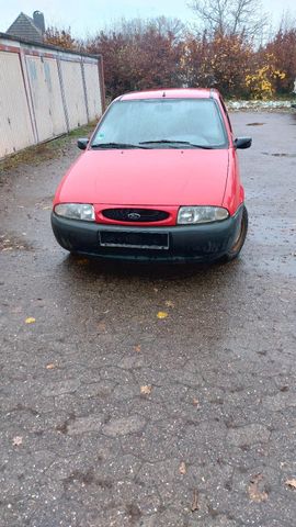 Ford Fiesta mit 1 Jahr TÜV