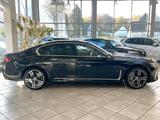 BMW 745e M Sport|LASER|FOND-ENTER|HUD|HARMAN|MASSAGE - schwarze BMW 745