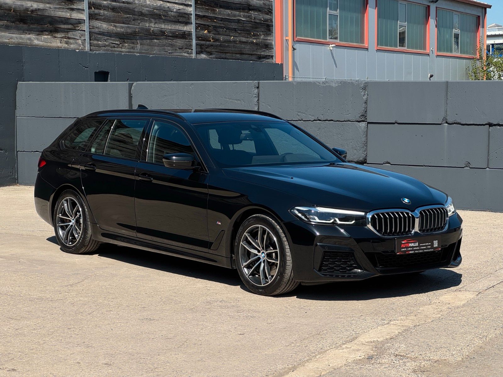 Fahrzeugabbildung BMW 530d M Sport Aero Shadow LED CAM Klim-4Z CarPlay