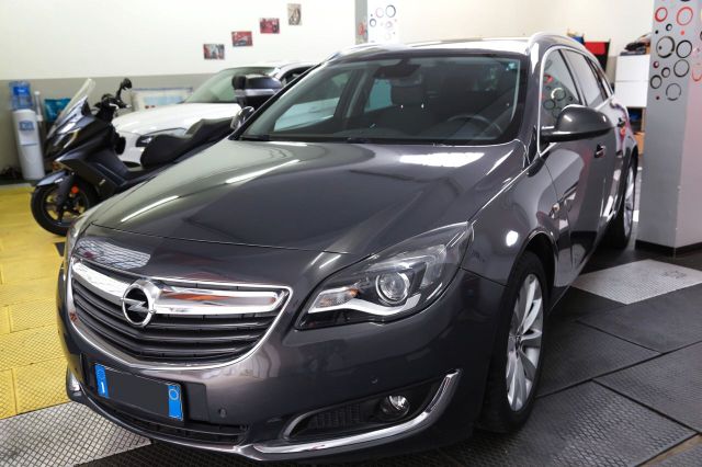 Opel Insignia 1.4 Turbo Sports Tourer GPL Tech C