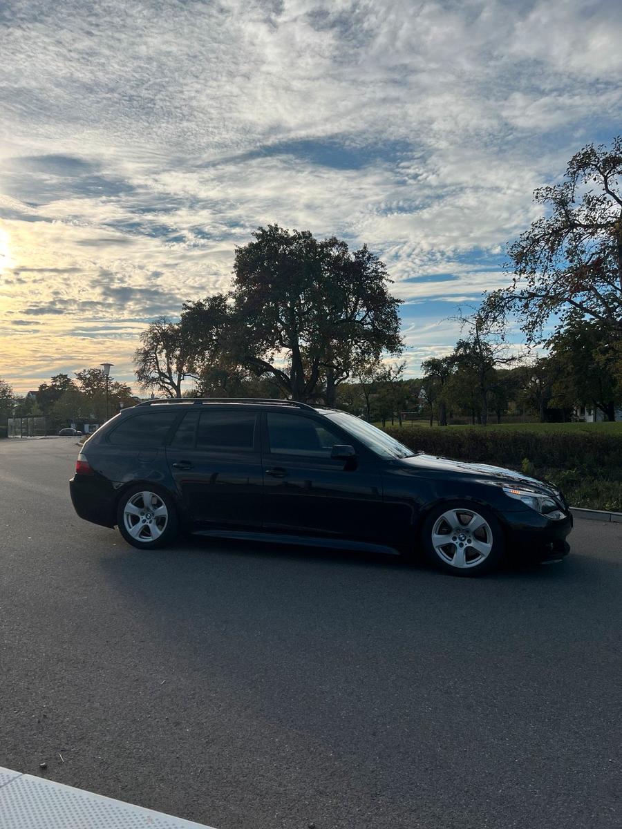 BMW 535 2006 — rear view