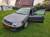 Volvo V40. - gebrauchte Volvo V40 aus dem Jahr 2003