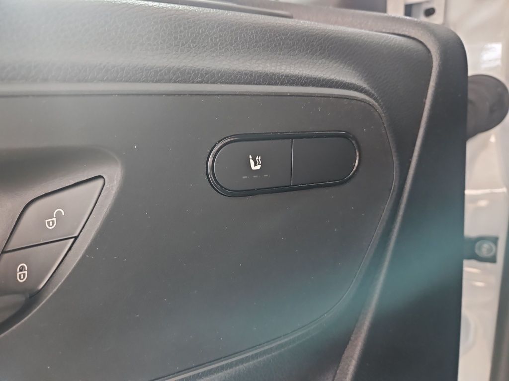 Fahrzeugabbildung Mercedes-Benz Sprinter 317 Kasten L2H2 360°Schwingsitz SHZ EDW