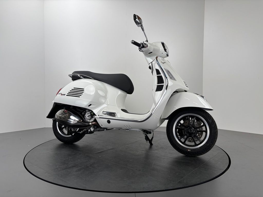 Fahrzeugabbildung Vespa GTS 310 FL SUPER *NEUFAHRZEUG 2026 *