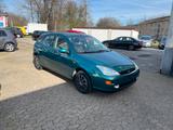 Ford Focus 1.8 Ghia Klima-E Fenster-4 Türig-ABS-ASR - Ford Focus aus 1999