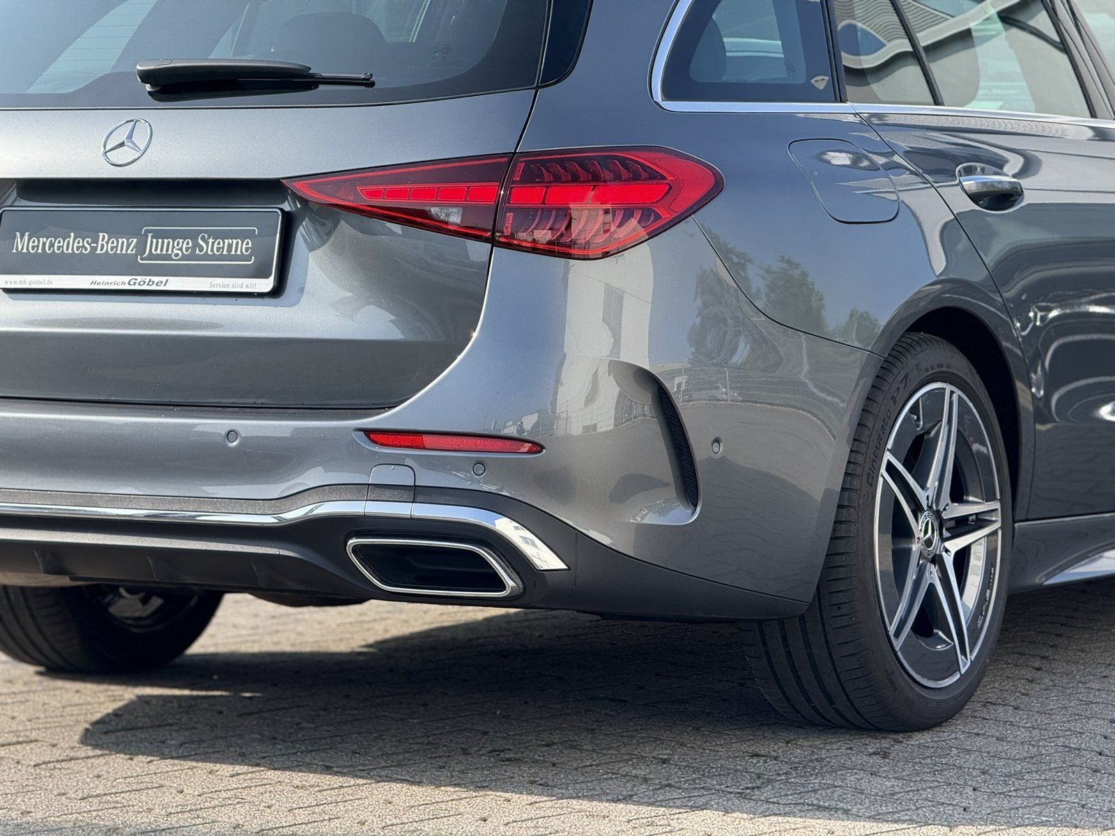 Fahrzeugabbildung Mercedes-Benz C 200 T AMG*DISTRONIC*360°*DIGITALLIGHT*KEYLESS*