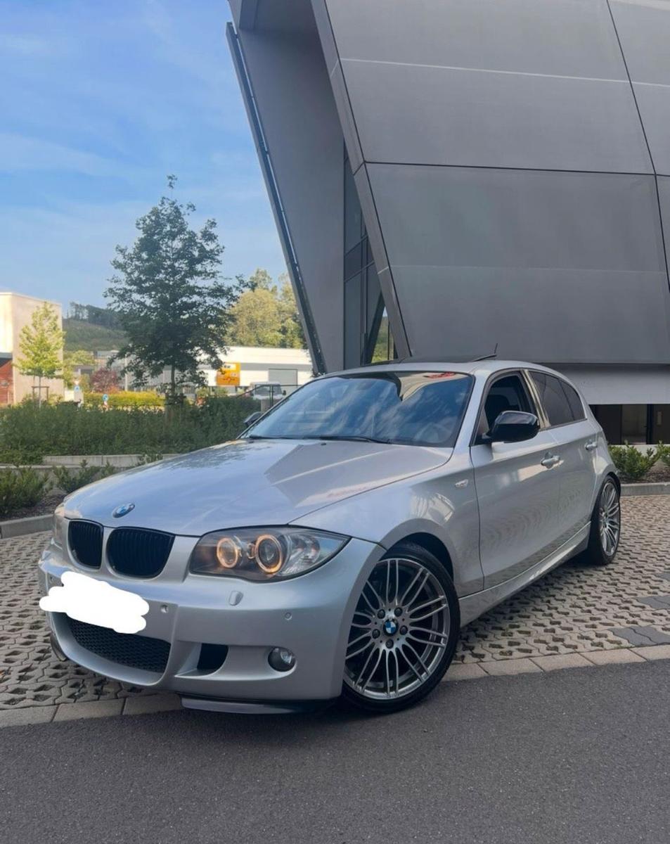 BMW 120