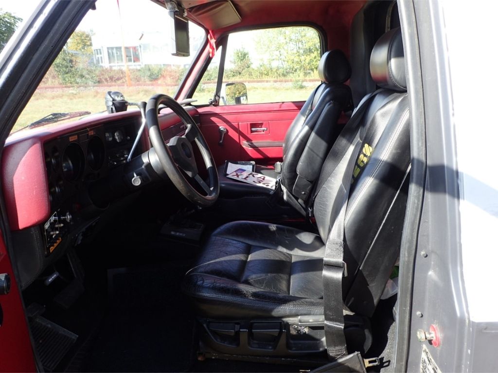 Fahrzeugabbildung Chevrolet C1500 Expeditionsfahrzeug  Wohnmobil Unikat
