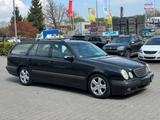 Mercedes-Benz E 320 T CLASSIC *Leder *Memory *Xenon *Navi *PDC - Mercedes-Benz E 320 mit Benzin-Antrieb: Kombi