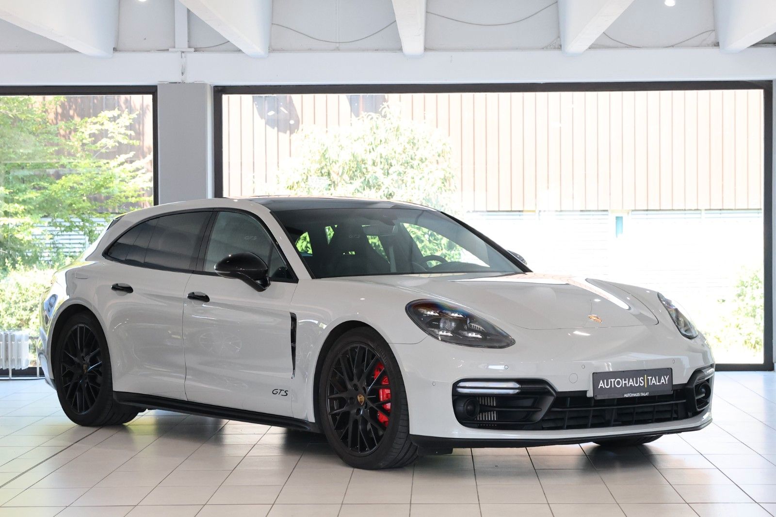 PORSCHE Panamera Sport Turismo GTS Sportau.*Bose*Luft+Ap