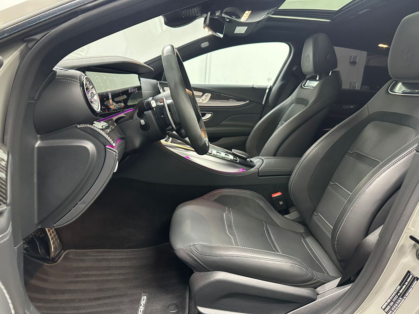Fahrzeugabbildung Mercedes-Benz GT 63  S E Performance *AERODYNAMIK*CLASSICGRAU*