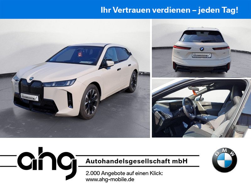 BMW iX xDrive45 M Sportpaket AHK Innovation