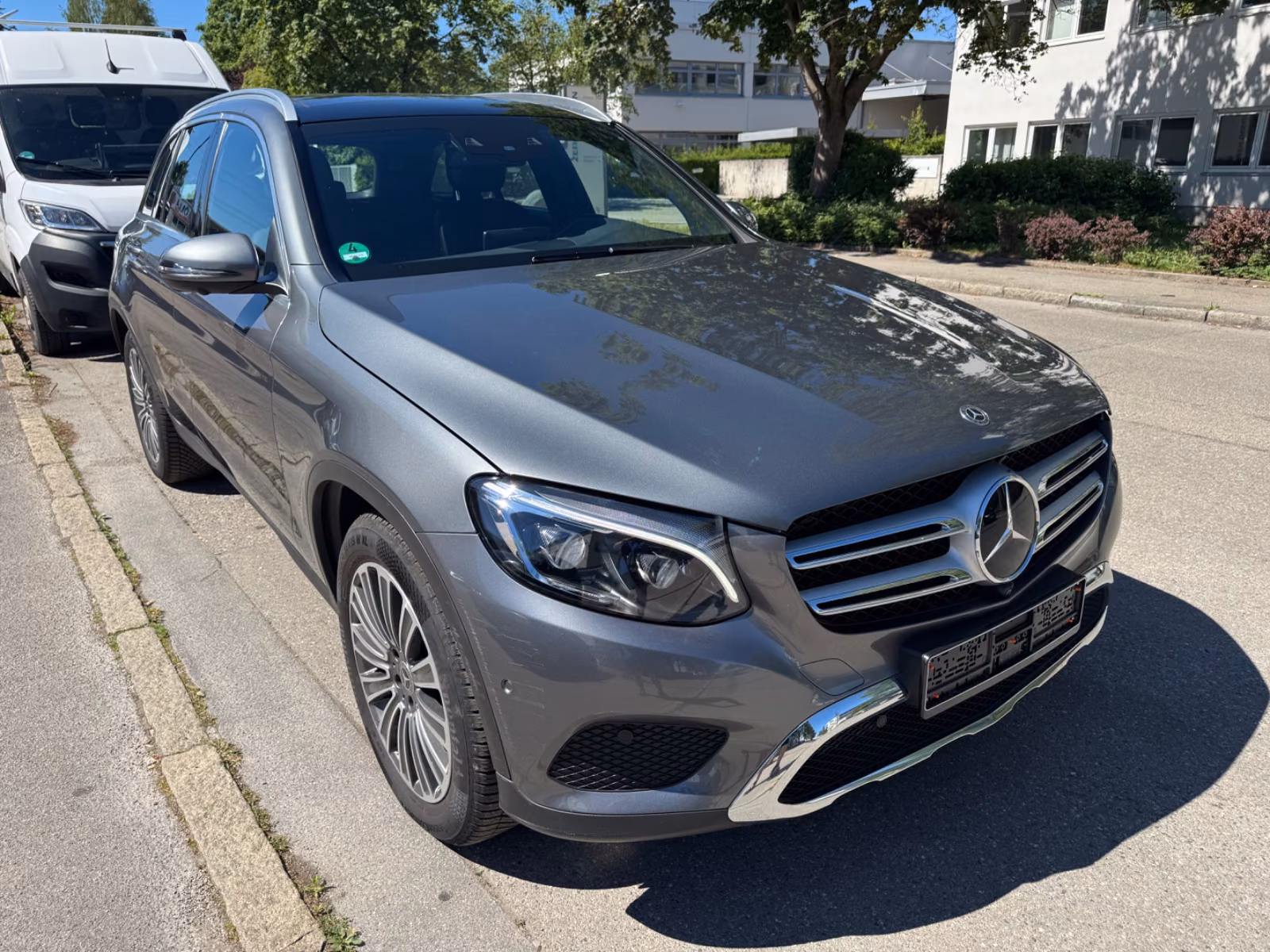 MERCEDES-BENZ GLC 350 D EXCLUSIVE / 9G / 4M / AIRM / LED / BURMEISTER / 360 /258 CH - HAYON ÉLECTRIQUE - TOIT OUVRANT - TOIT PANORAMIQUE