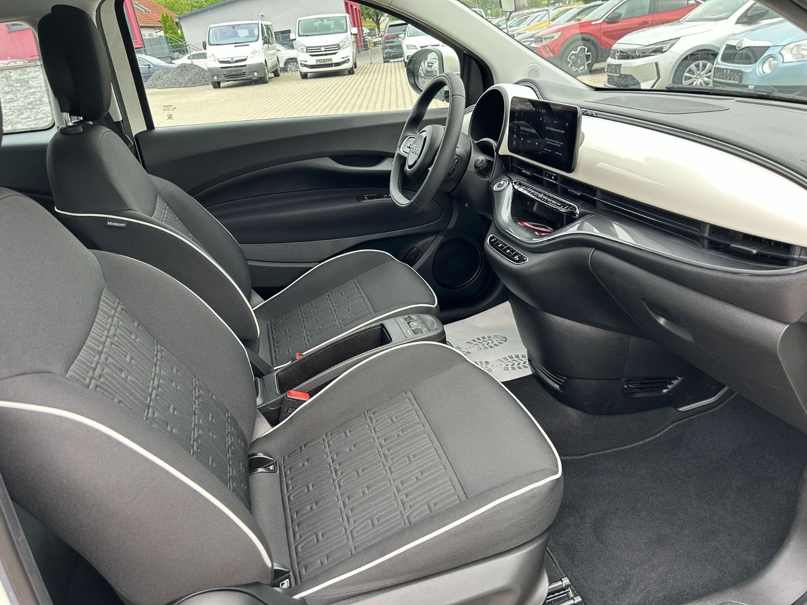 Fahrzeugabbildung Fiat 500 elektro°42 kWh°1.Hand°SOH 97,7%
